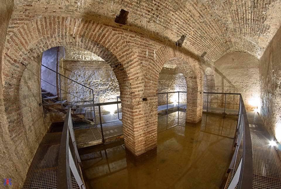 Aljibe de Setenil de las Bodegas